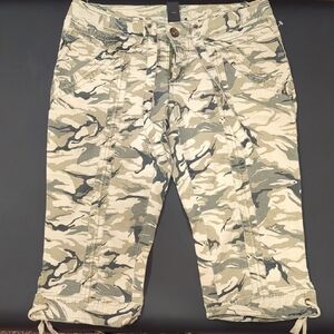 Arizona Jean Company Camouflage Bermudas